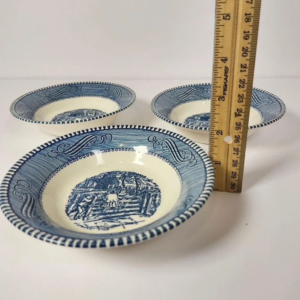 Royal‎ China Currier and Ives Blue White Plates Soup Bowls 12pcs Set Made in USA